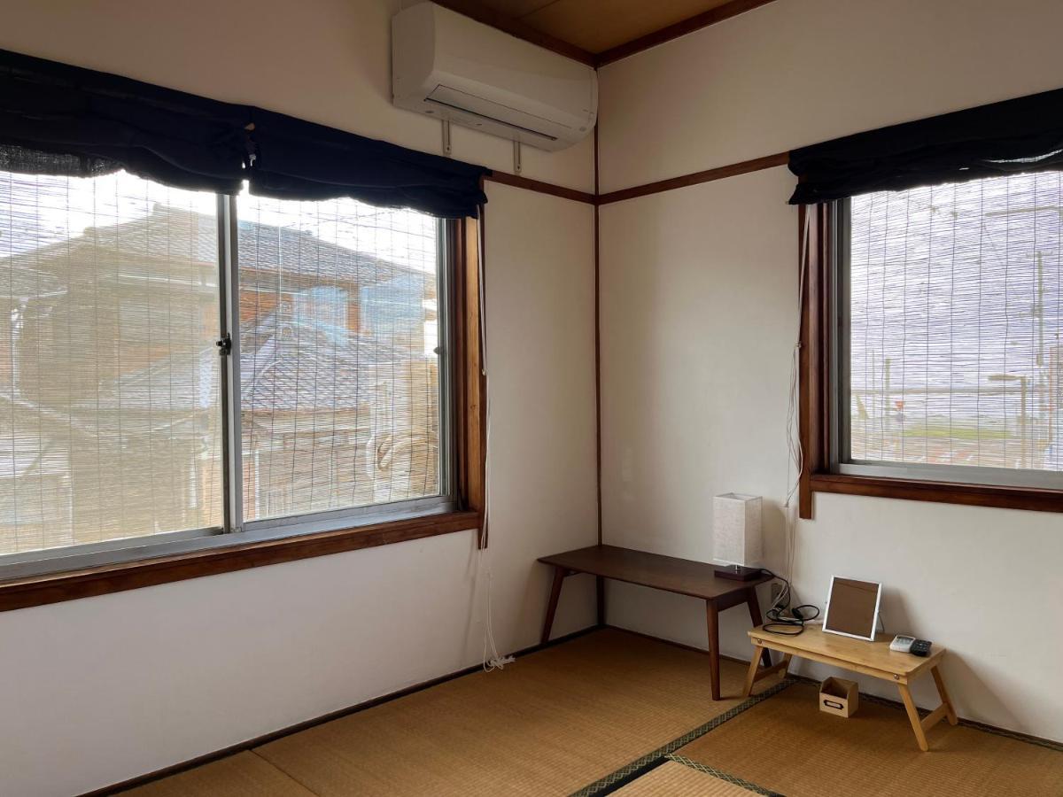 Guesthouse紫雲 Kanonji Eksteriør billede